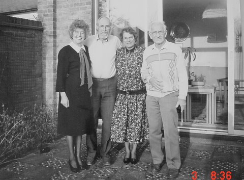 Ms Jean Paddock with other teachers Ms Jean Paddock with other teachers