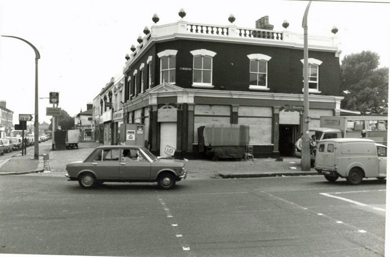 Bakers Arms, Walthamstow - late '70s