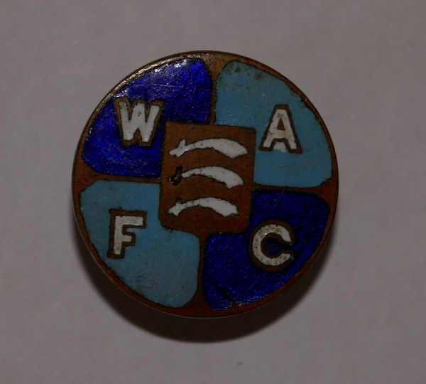 Walthamstow Avenue Football Club's Badge
